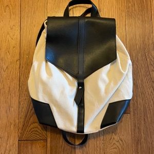 Women’s backpack